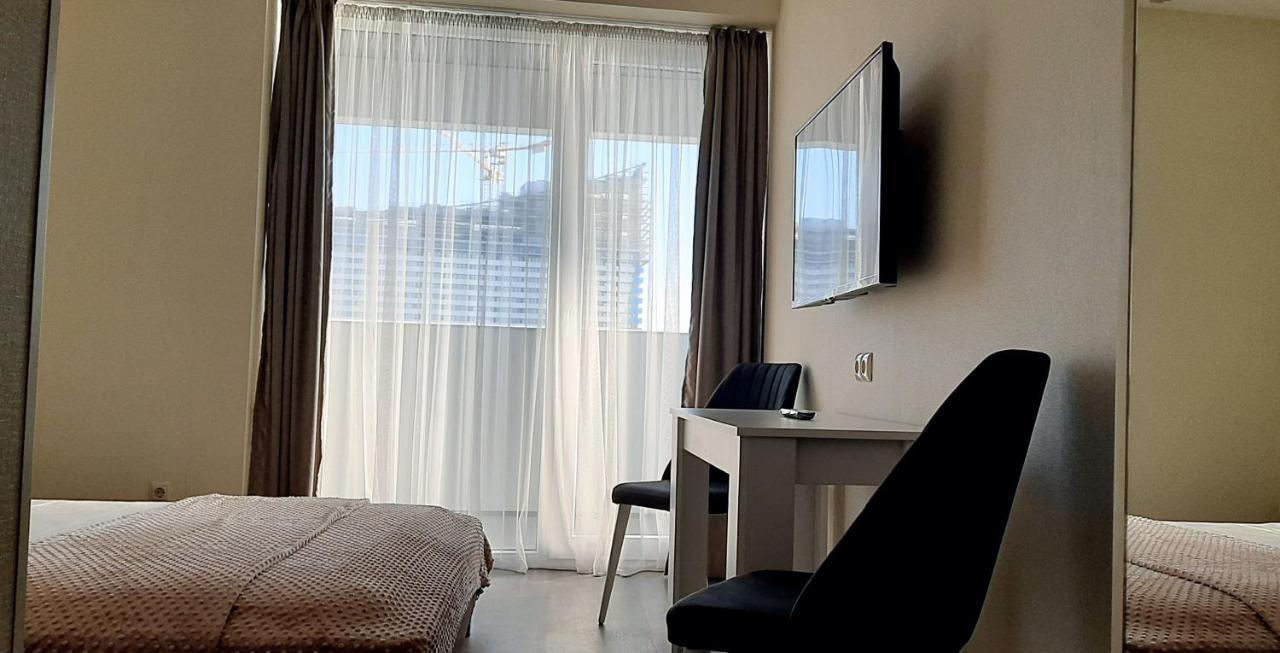Alliance Palace Sea View Apartment Batumi Eksteriør billede