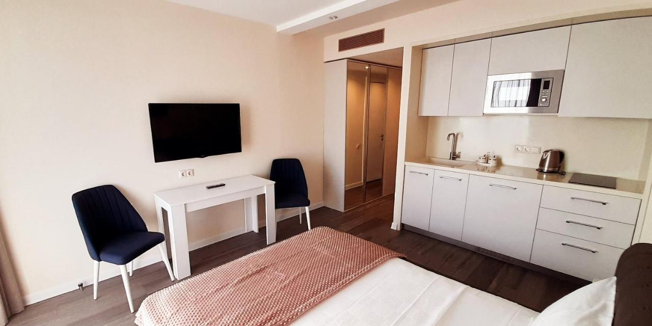 Alliance Palace Sea View Apartment Batumi Eksteriør billede
