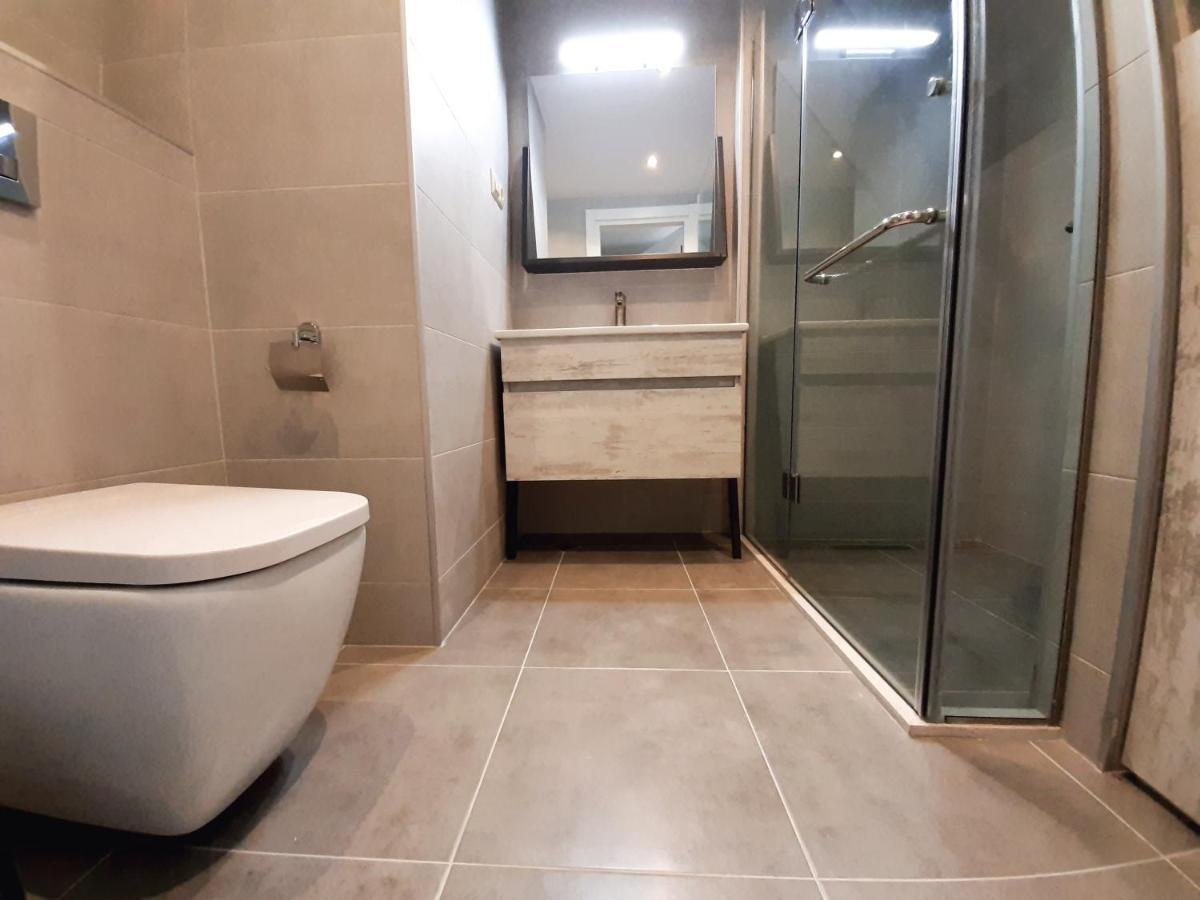 Alliance Palace Sea View Apartment Batumi Eksteriør billede